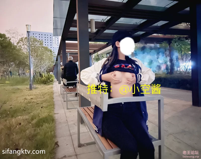 [自拍]
[转载搬运] 个人精选的户外露出合集16g [npnv+16g][百度盘]