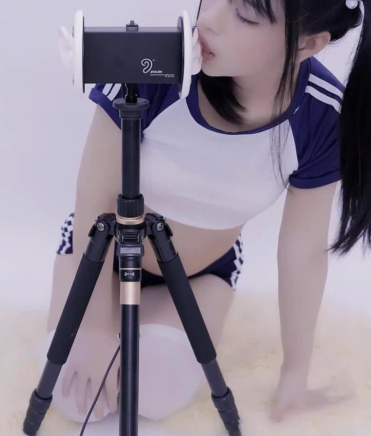 1001163223.jpg 晓美 22.9月会员as-mr福利视频舔耳